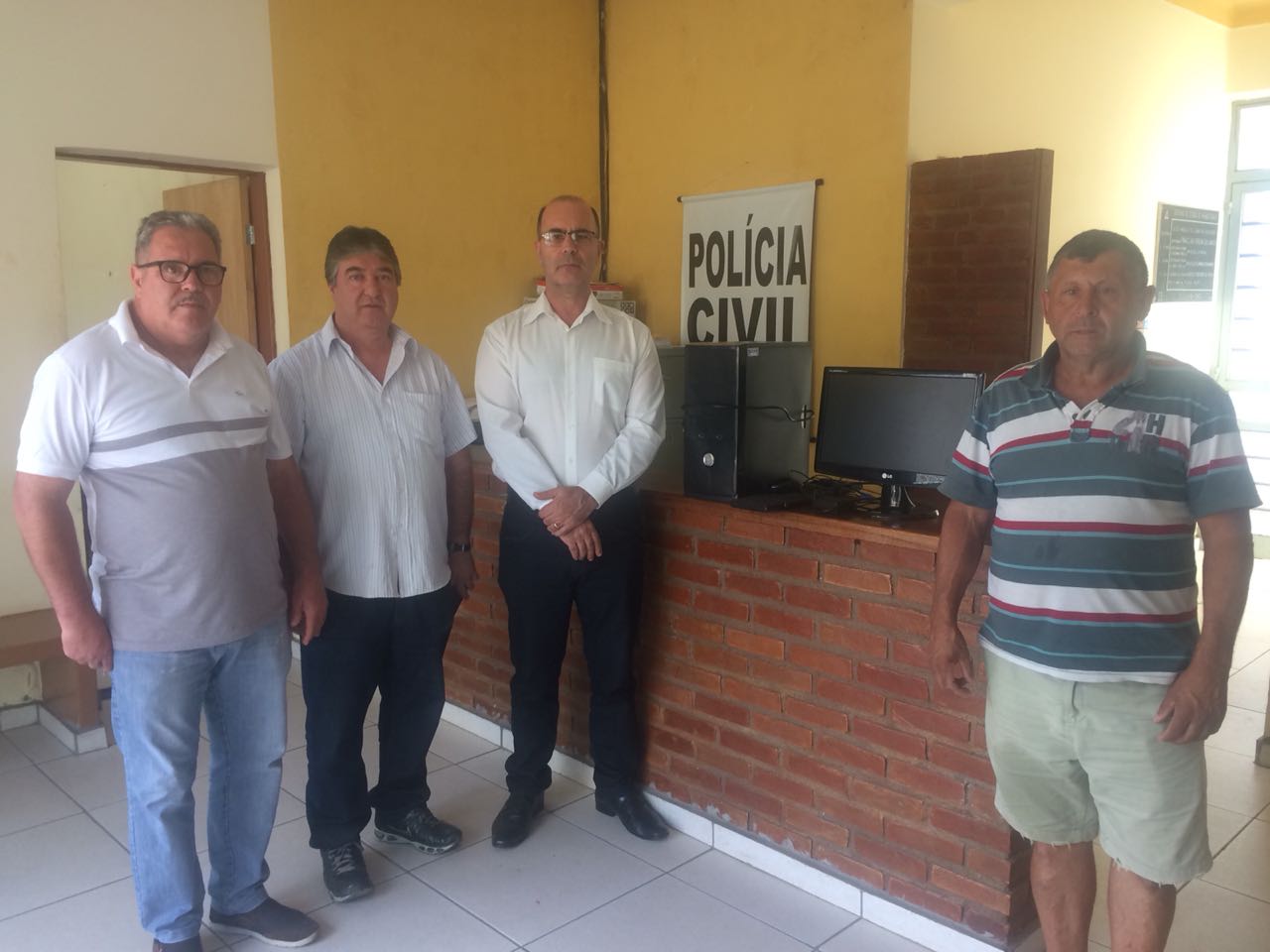 Câmara Municipal firma parceria com a Polícia Civil de Cristina